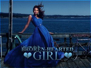 Videoclip: Beyonce – “Broken-Hearted Girl”